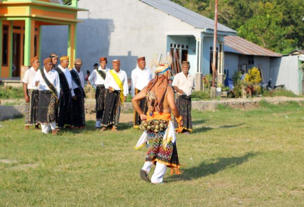 Menunjukkan Kerentanan: Daya Tarik Pria di Mata Wanita